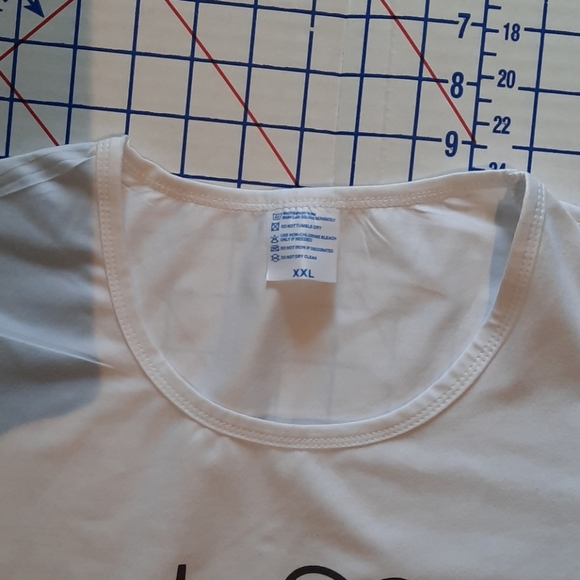 👑 3/$30 Heartbeat ECG Love T-shirt - Picture 2 of 2